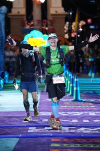 BIB: 5200
                            <button type="button" onclick="openModal(26223626)" class="btn btn-primary btn-sm float-right btn-popup" data-toggle="modal" data-target=".modal-high-quality">
                        <i class="fas fa-shopping-cart"></i> Add to Cart
                    </button>
                                            <button type="button" onclick="isThisMe(26223626, true)" class="btn btn-success btn-sm float-right btn-popup btn-isme hidden" data-toggle="tooltip" data-placement="bottom" title="นี่คือรูปของคุณใช่ไหม คลิกที่นี่เพื่อเอาเข้าอัลบั้ม">
                        <i class="fas fa-plus"></i> Add to album
                    </button>
                    <button type="button" onclick="isThisMe(26223626, false)" class="btn btn-warning btn-sm float-right btn-popup btn-isnotme hidden">
                        <i class="fas fa-ban"></i> Remove from album
                    </button>